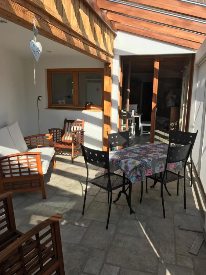 La maison rouge Ostheim Extérieur photo